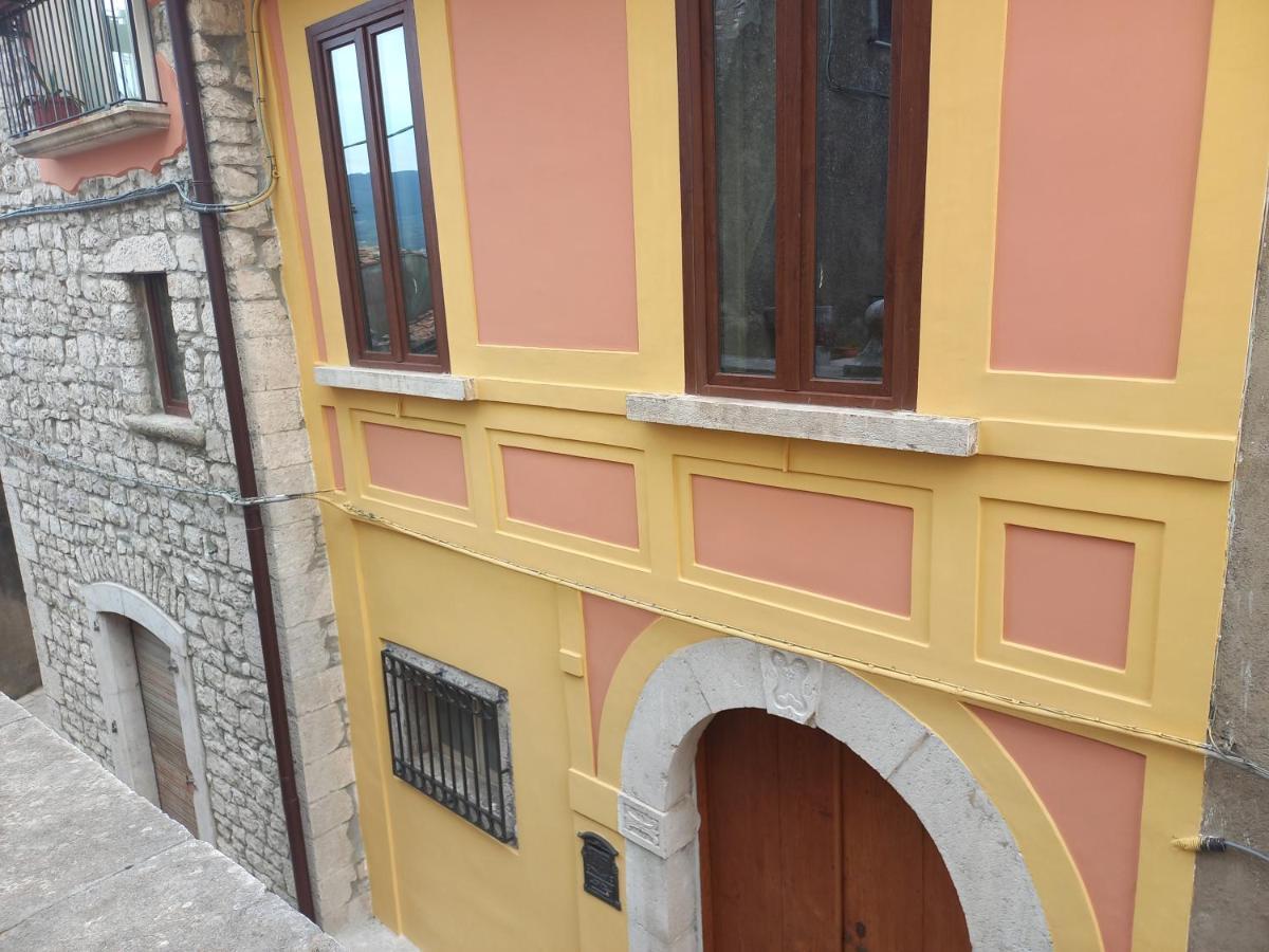 Bed and Breakfast Casa Altieri Cusano Mutri Exterior foto
